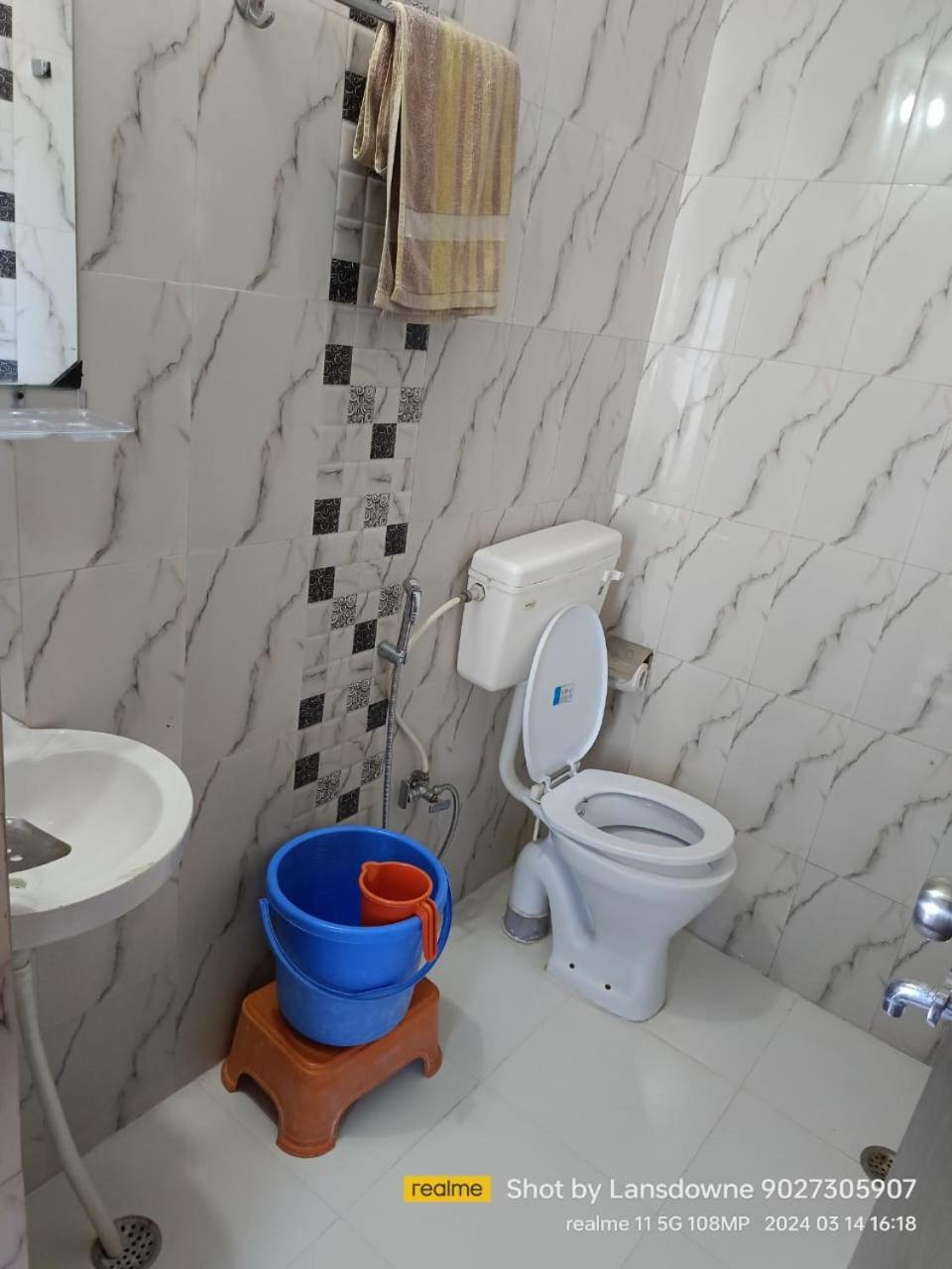 Joshi Holiday Home Stay Lansdowne Kültér fotó