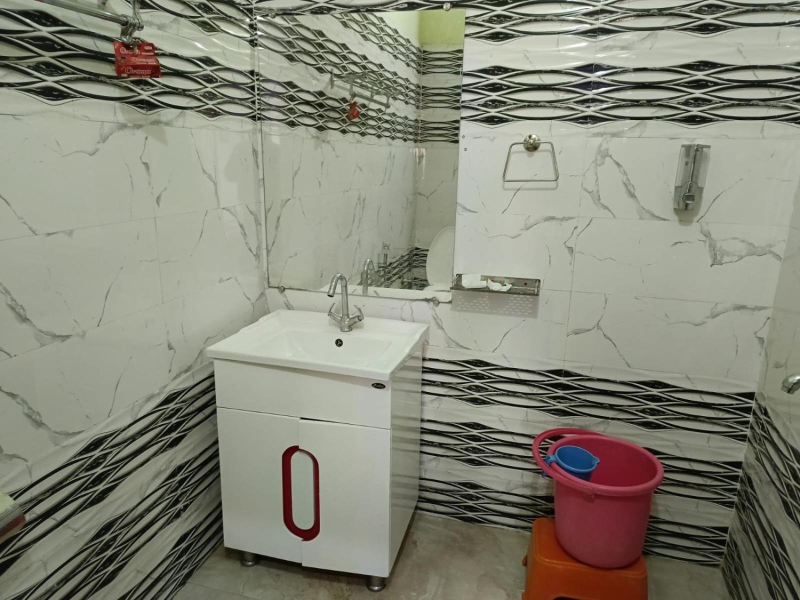 Joshi Holiday Home Stay Lansdowne Kültér fotó