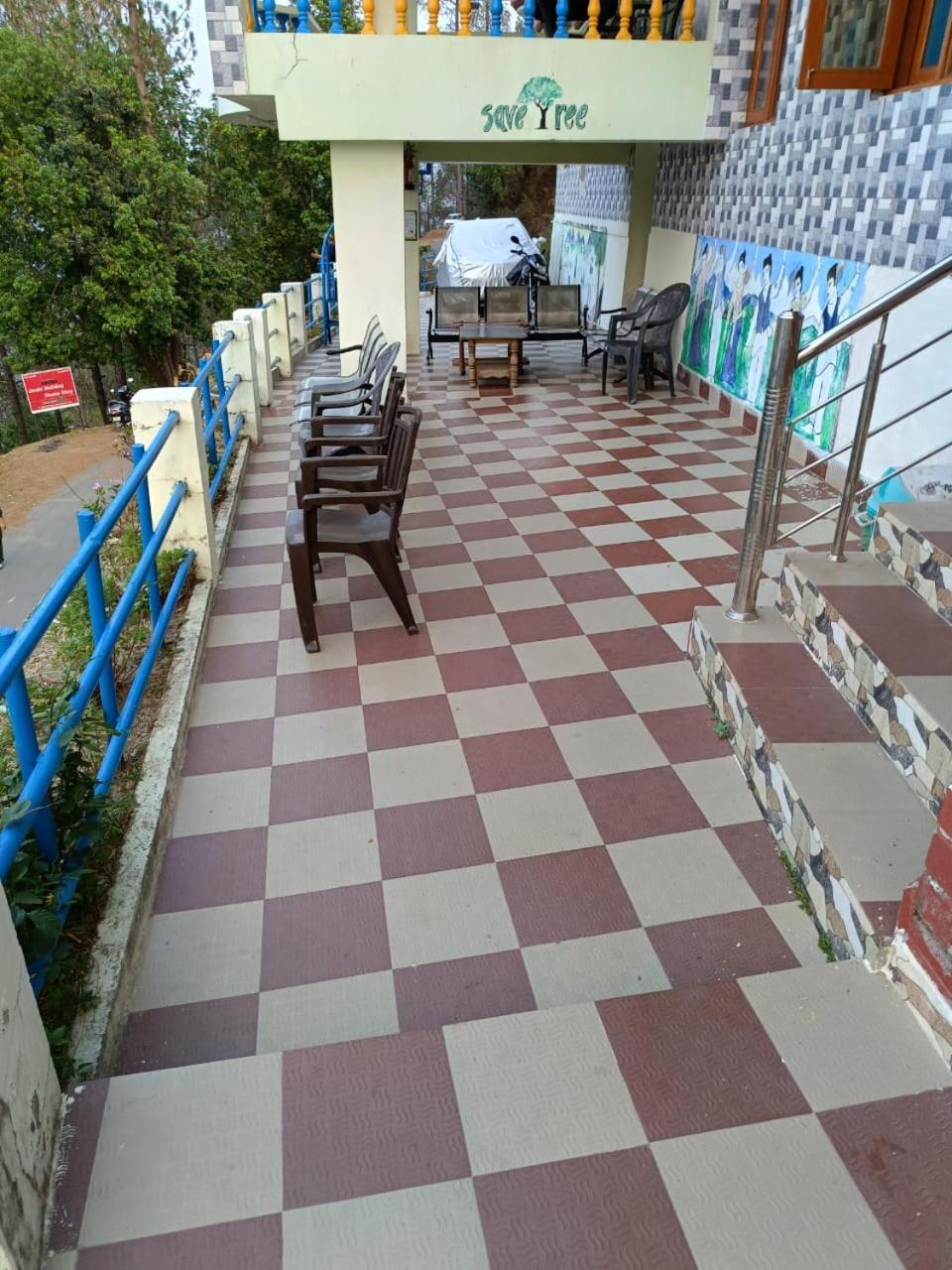 Joshi Holiday Home Stay Lansdowne Kültér fotó