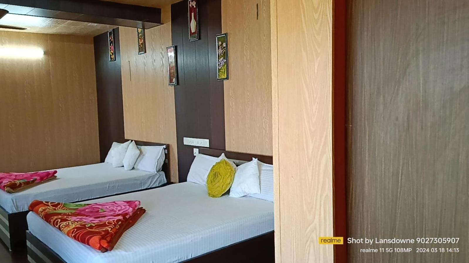 Joshi Holiday Home Stay Lansdowne Kültér fotó