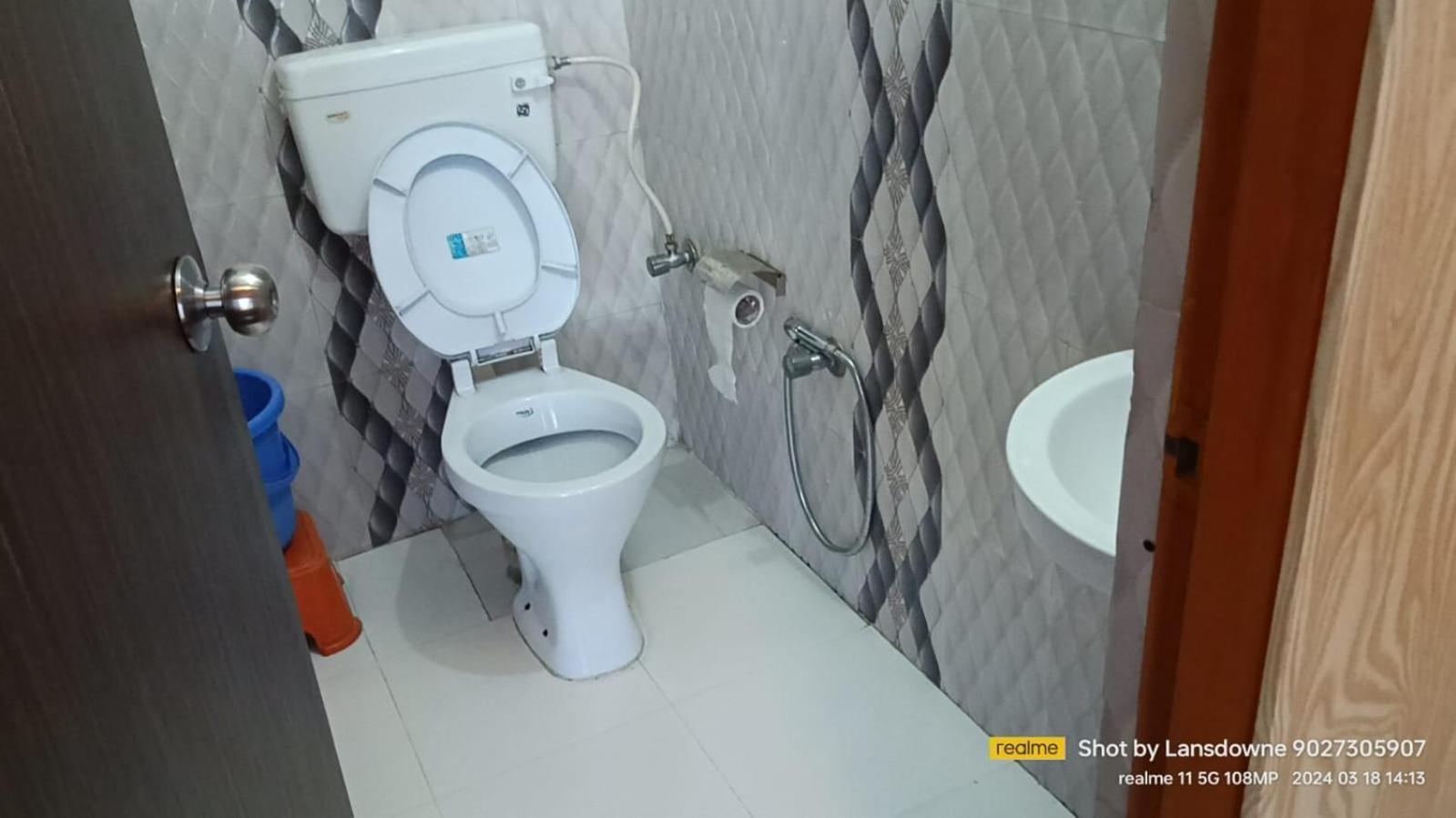 Joshi Holiday Home Stay Lansdowne Kültér fotó