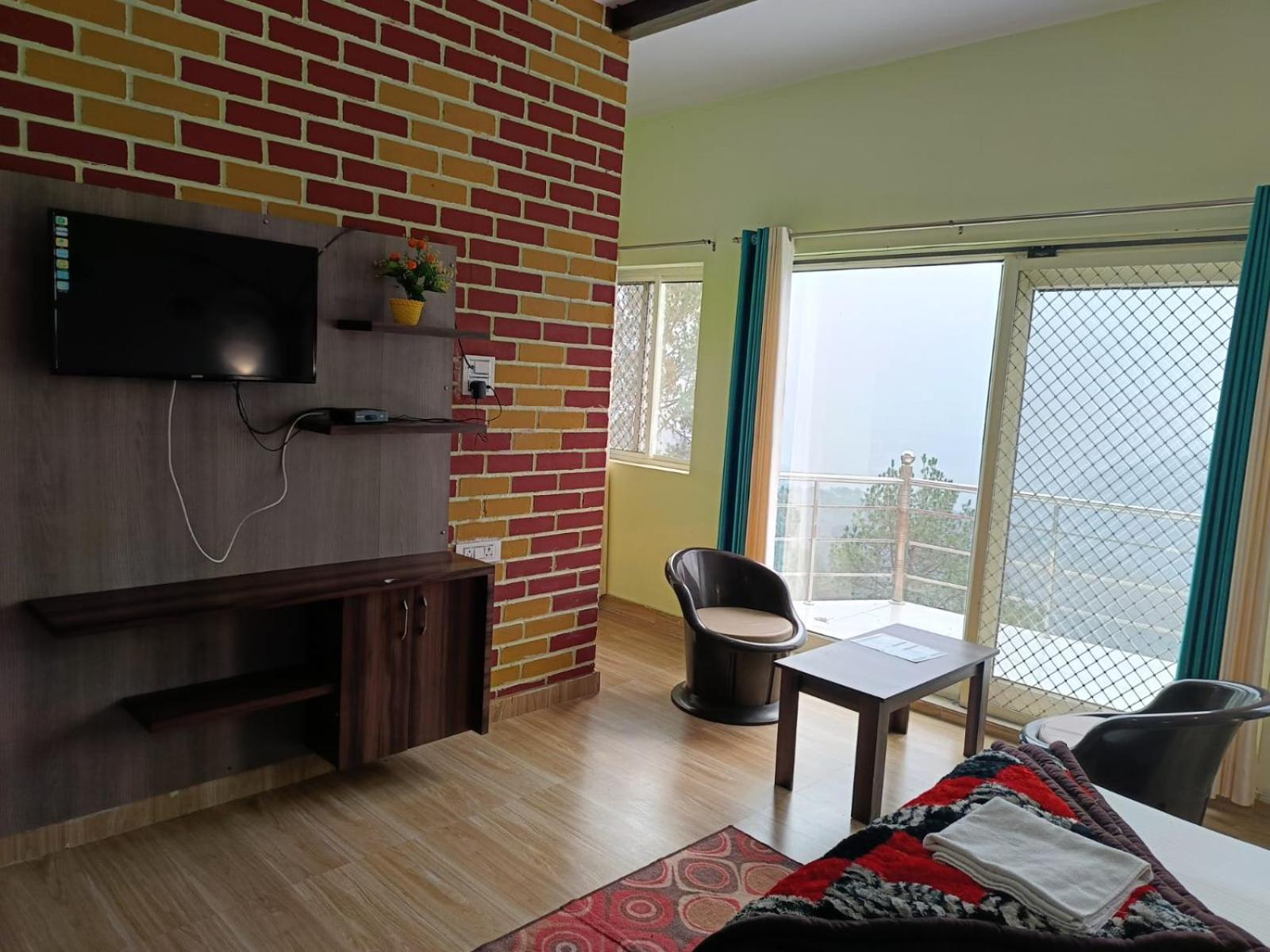 Joshi Holiday Home Stay Lansdowne Kültér fotó